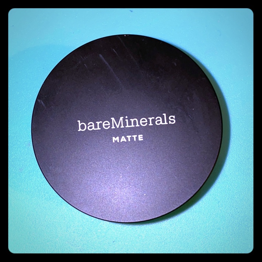 Bare minerals matte foundation shade MEDIUM
